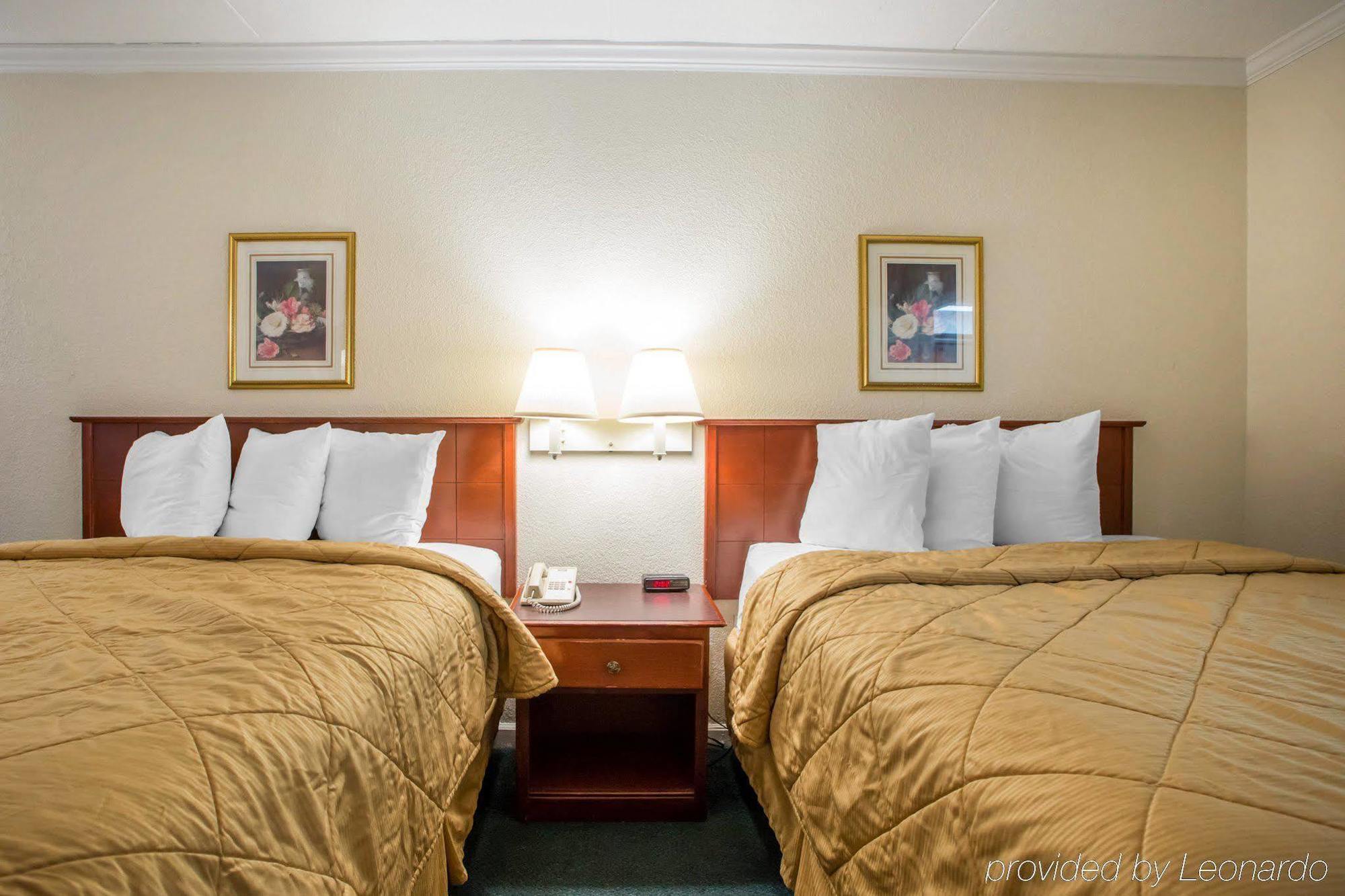Hometowne Studios By Red Roof Egg Harbor-Atlantic City Airport Egg Harbor Township Exterior foto